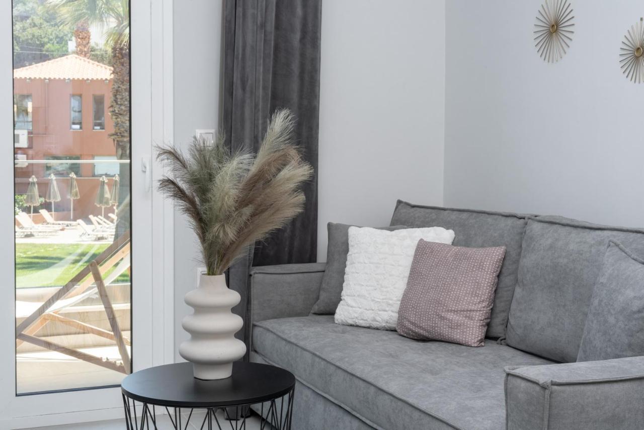 Mk Summer Breeze Luxury Apartments Agia Pelagia Exterior foto